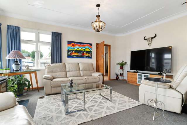 204 High Street South Carterton_4