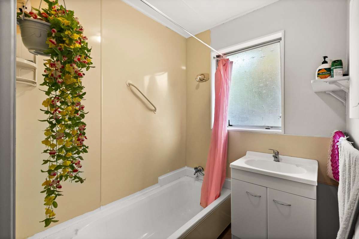911 Collinge Road_3