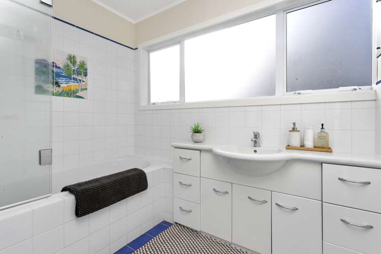 22 Andrea Place Sunnyhills_15