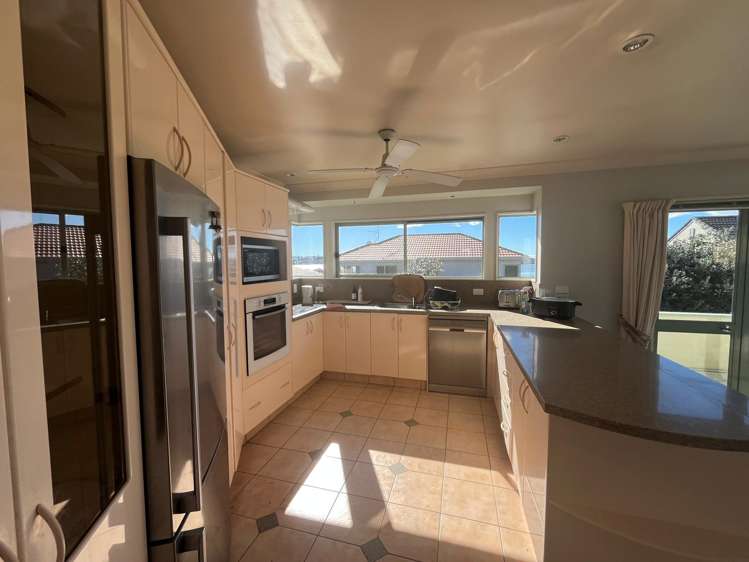 10B Nadine Place Mangere Bridge_15