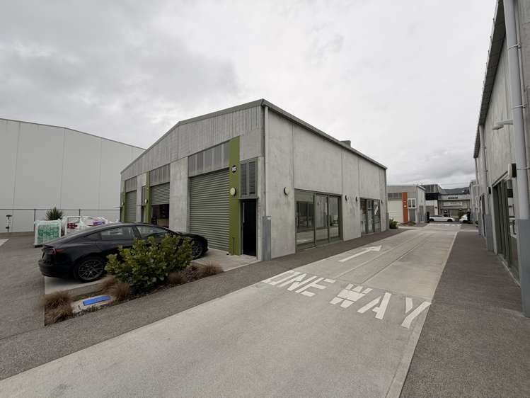 Unit 80/3-45 Bouverie Street_0