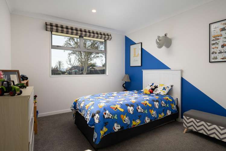 14 Waters Avenue Burleigh_18