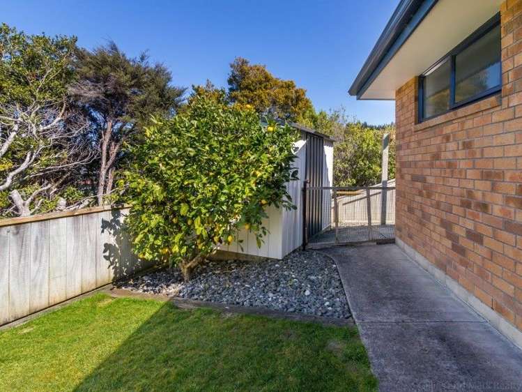 18 Garrett Place Riverstone Terraces_33