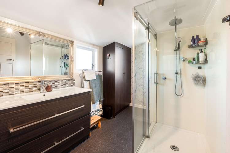 1672 Tahuna Road Te Hoe_17