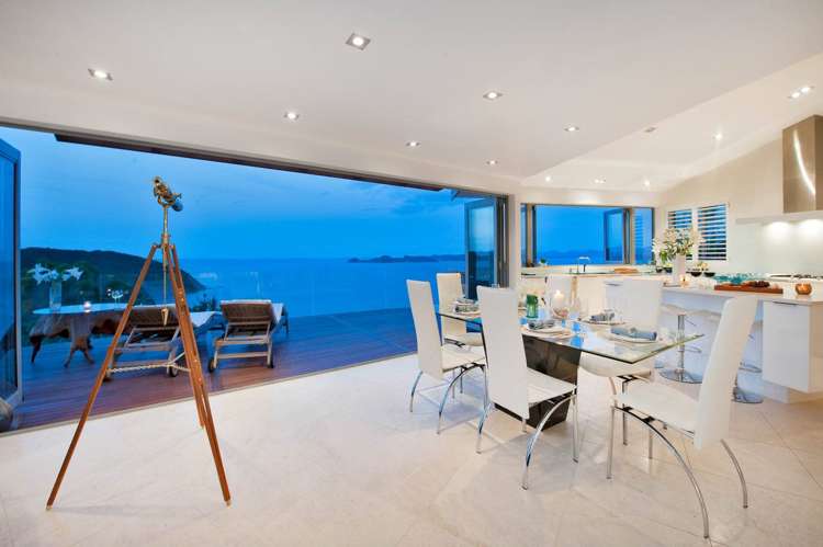 37 Russell Heights Russell_0