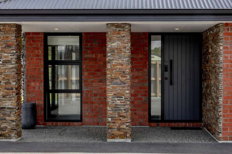 31 Racecourse Terrace Rise_1