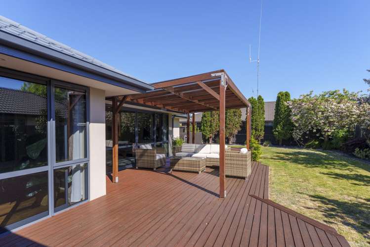 16 Bottle Lake Drive Parklands_23