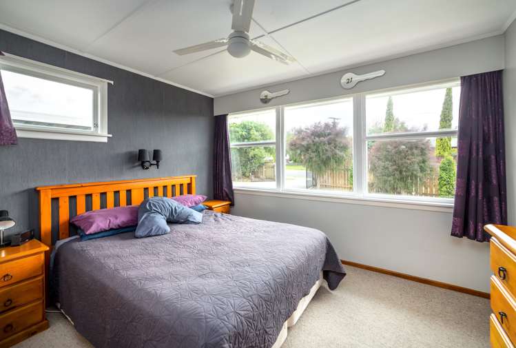 34 William Benton Street Featherston_24