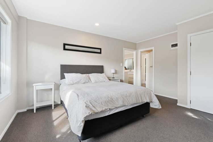 19 Waiwera Place Waiwera_15