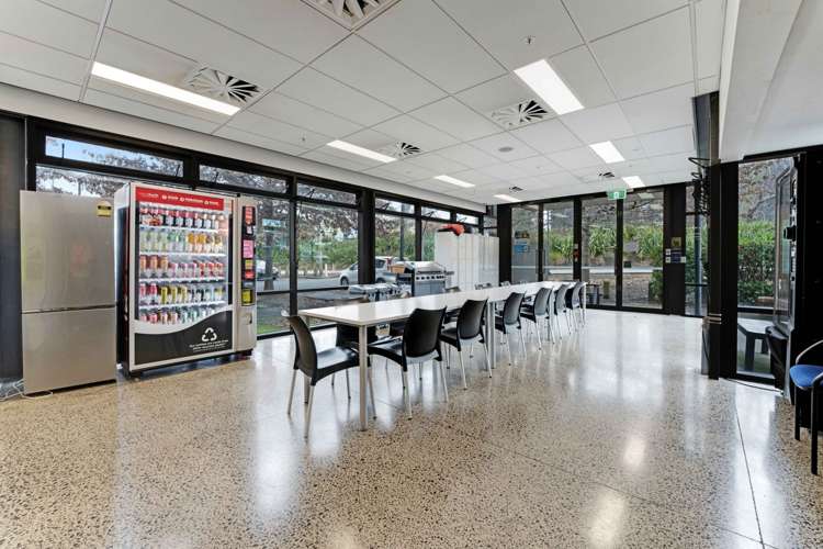 144 Westney Road Māngere_6