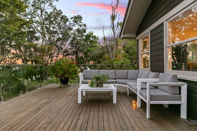 6 Valkyria Place Beach Haven_3