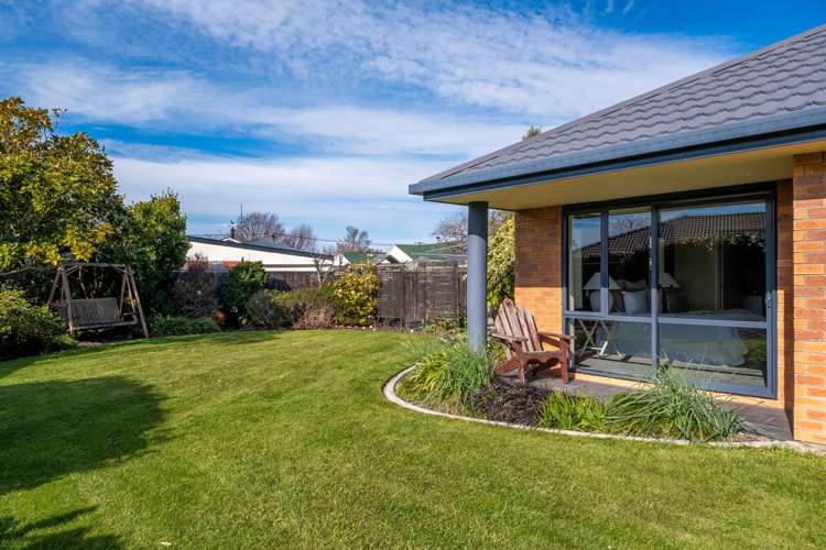 65 Becmead Drive Harewood_19