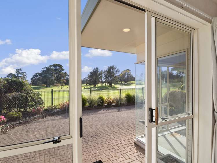 2/39 West Fairway Golflands_7