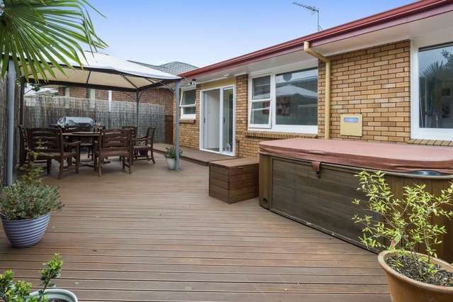 35 Meadowland Street Matua_2