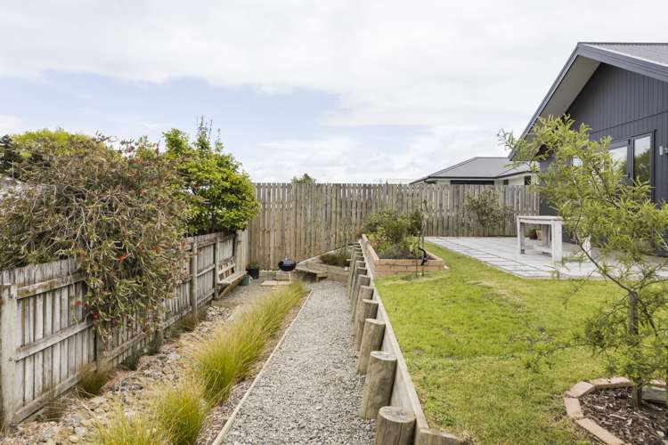 26 Poplar Grove Feilding_24
