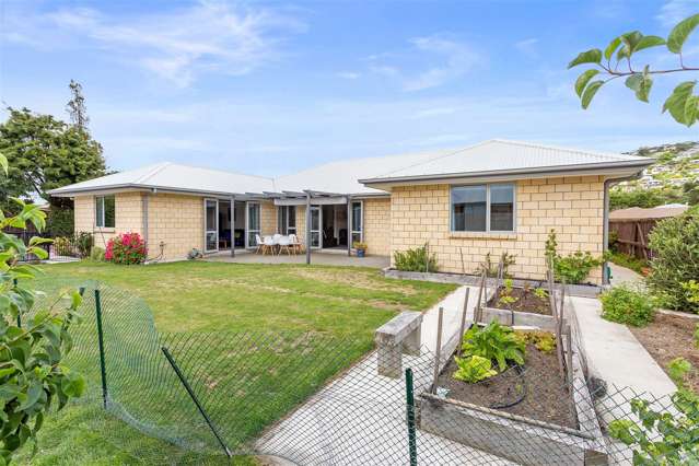 44 Birdwood Avenue Beckenham_2