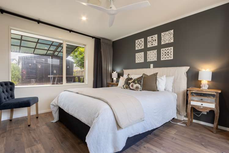 196 Tutere Street Waikanae Beach_17