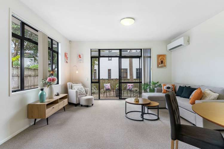 118/2 Armoy Drive East Tamaki_3