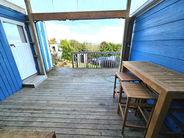 38 Esplanade Kaka Point_17