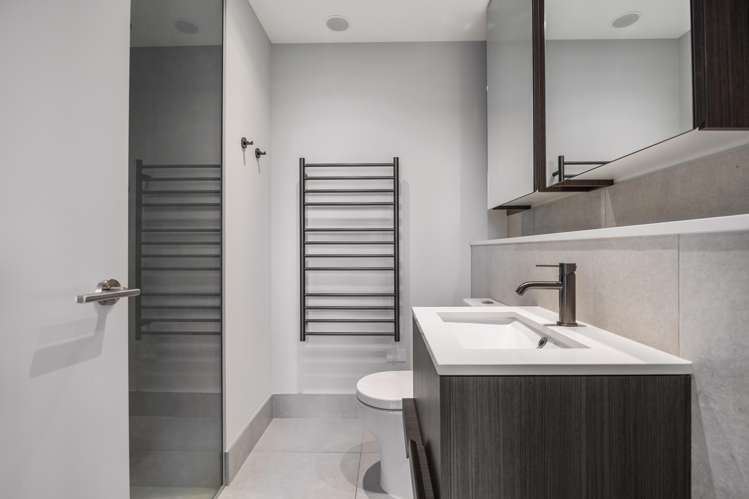 2005/10 Commerce Street Auckland Central_34