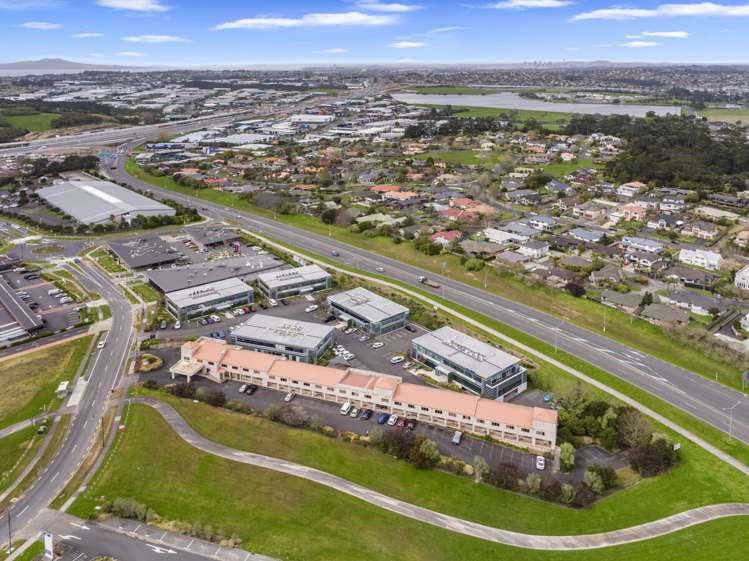 B4, 17 Corinthian Drive Albany_8