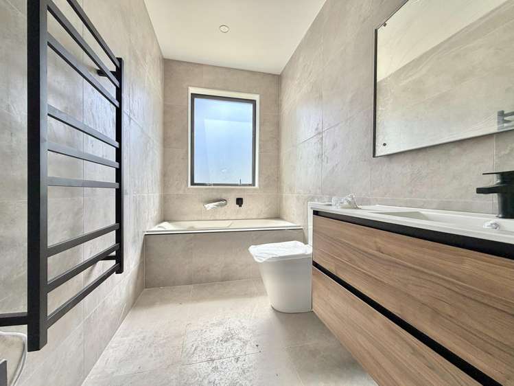 19 Tukutata Crescent Milldale_6