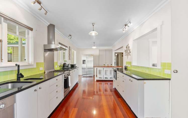 42 Mountain Road Henderson Valley_4