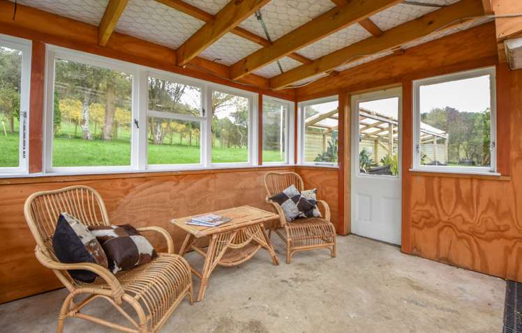 71 Hoeke Road Carterton_16