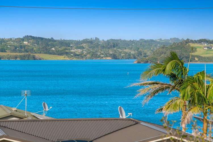 806 Whangaparaoa Road Manly_17