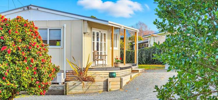 47 Gray Avenue_0