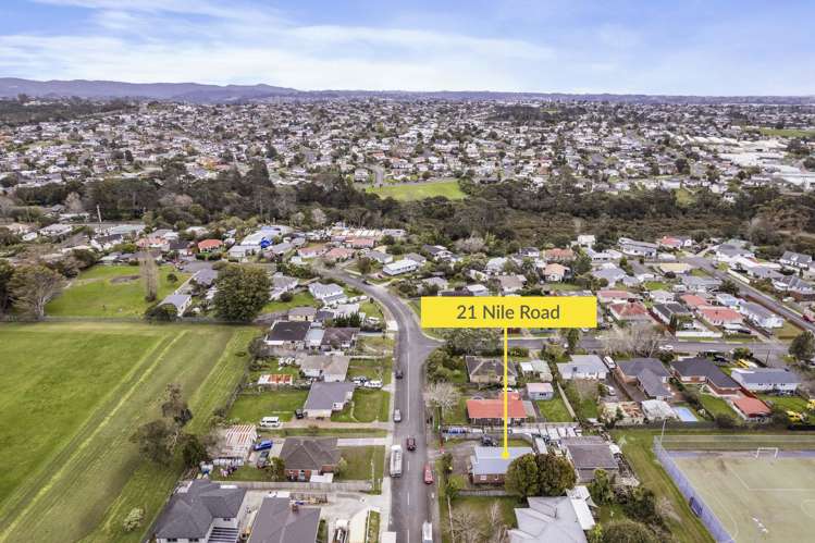 21 Nile Road Kelston_17