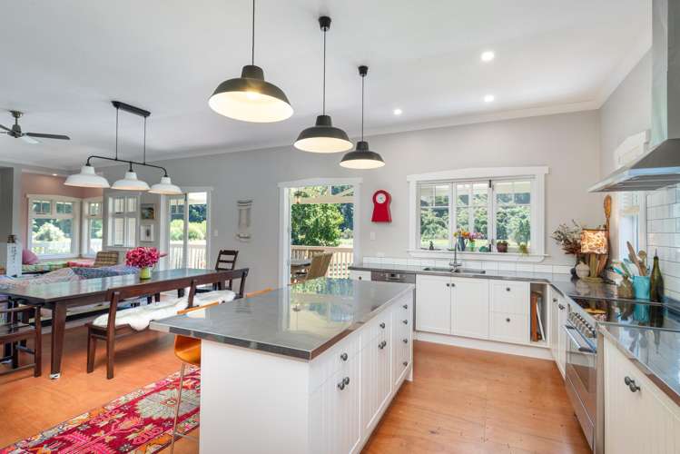 808 Whitemans Valley Road Whitemans Valley_12