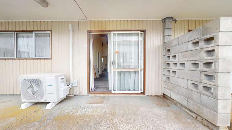 7 Semple Street Porirua_13