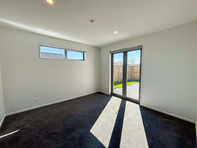 15 Estival Drive 11103_3