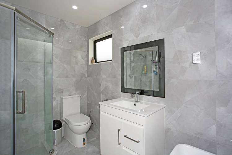 5B Misty Place Papatoetoe_13