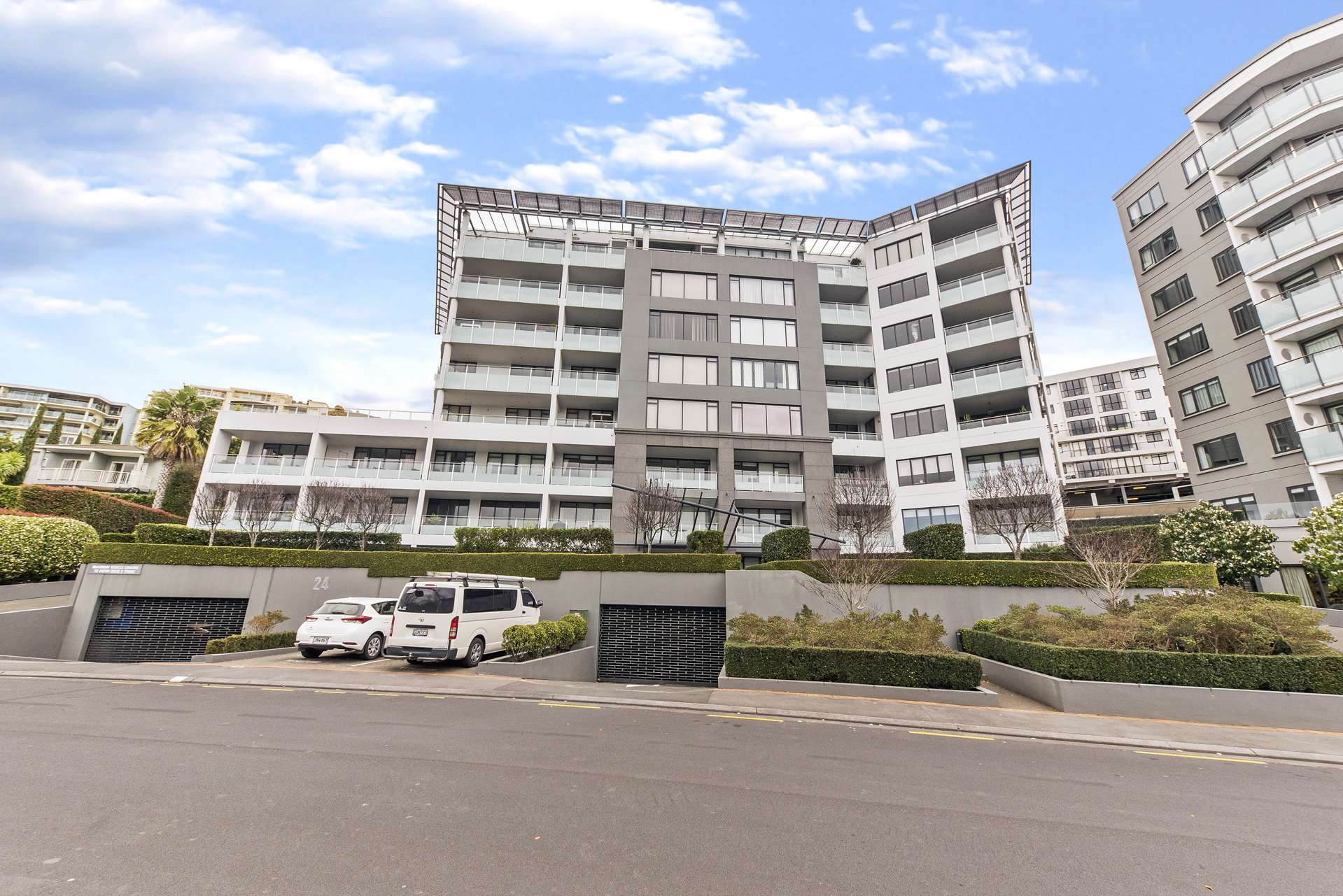 2C/24 James Cook Crescent Remuera_0