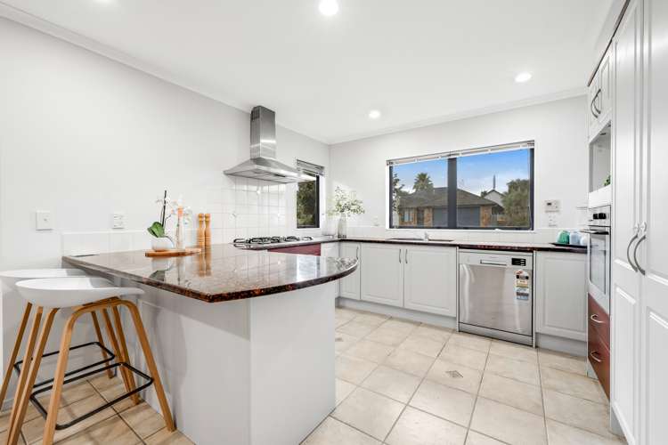 17 Matarangi Road East Tamaki_13