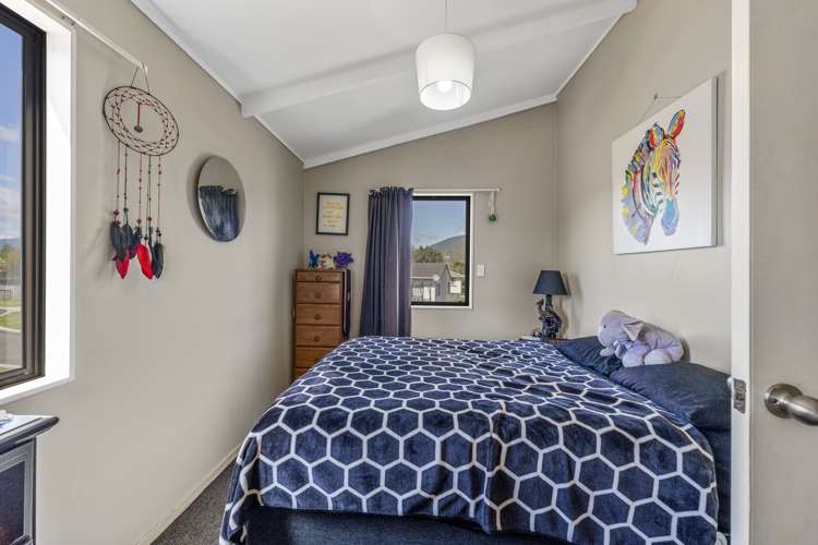 1 Rea Grove Turangi_9