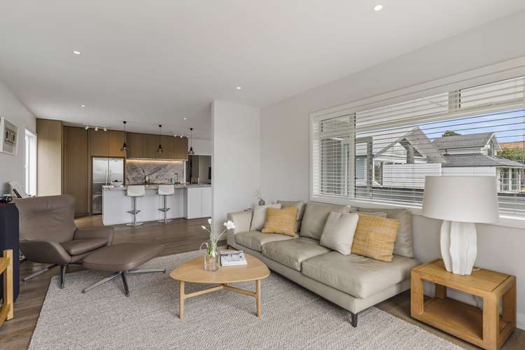 10 Sadgrove Terrace Mount Albert_9