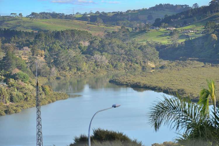 13 Vipond Road Stanmore Bay_16