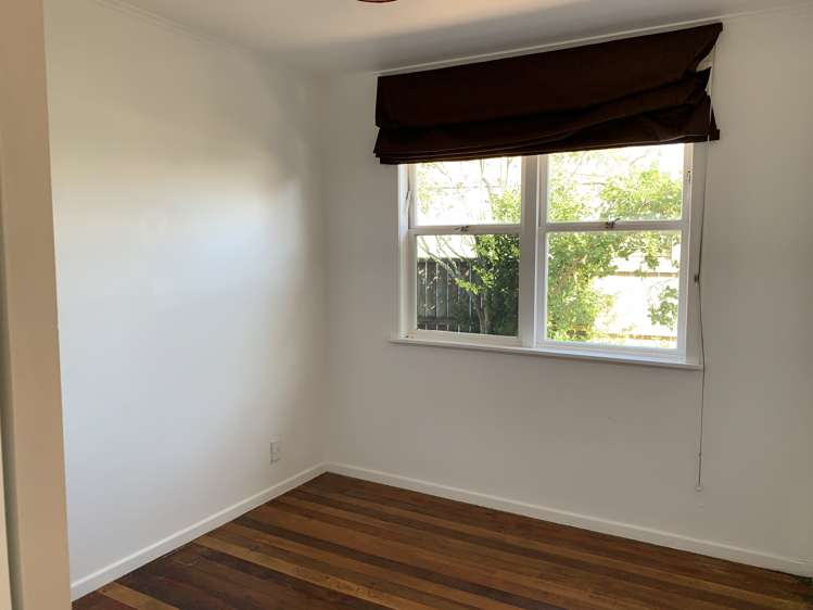 55 Bruce Mclaren Road Henderson_11