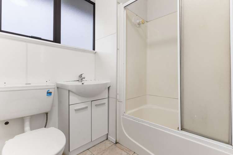 2 Johnston Road Mount Wellington_13