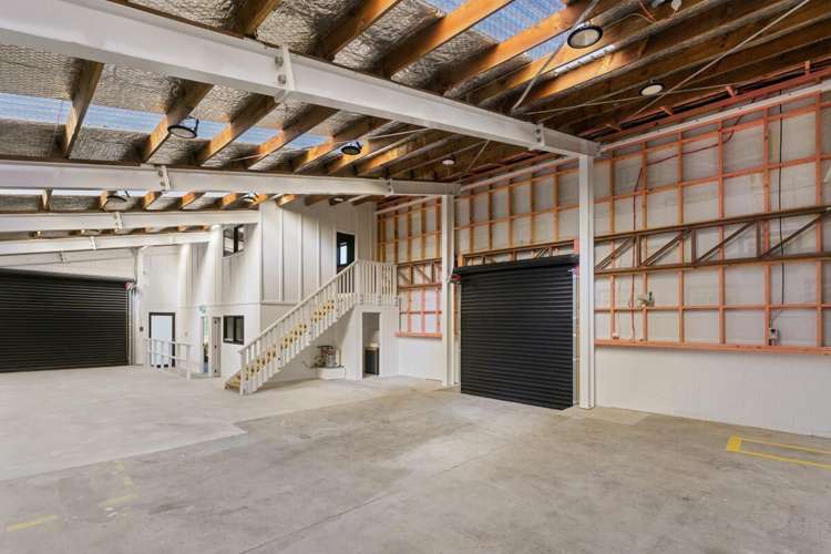 Unit 2, 17 Birch Avenue Judea_2