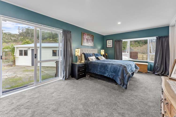 115 Hine Road Wainuiomata_15