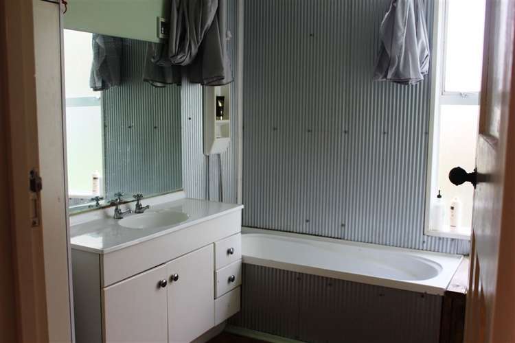 414 Fort Hill Road Milton_10