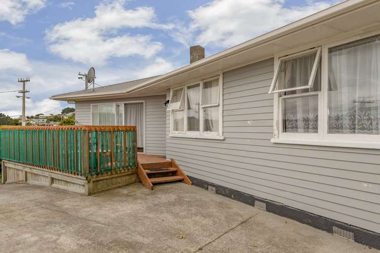 43 Mark Avenue Paparangi_4