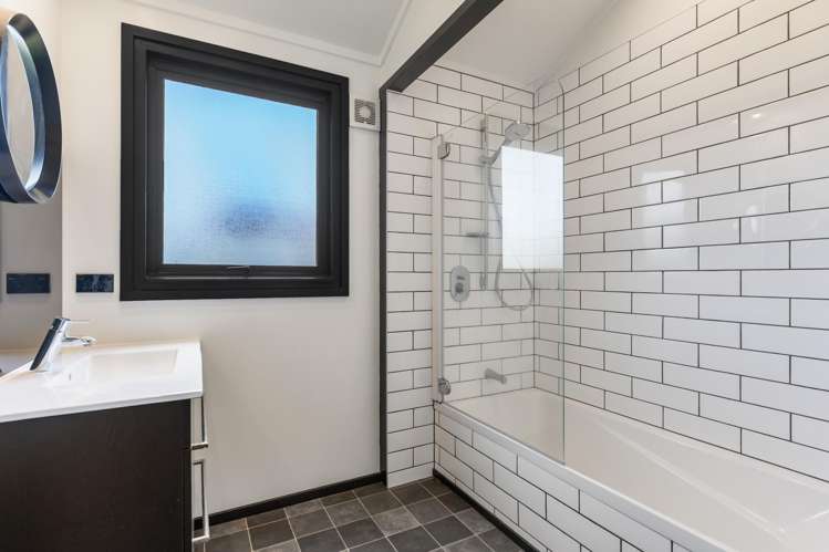 50 David Crescent Karori_19