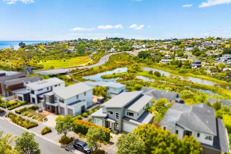 18 Remuremu Street Long Bay_1