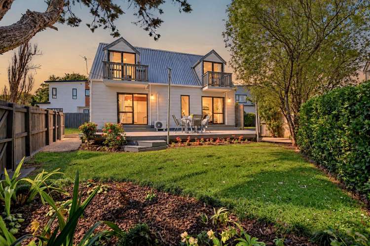 45 Fitzherbert Avenue West Harbour_0