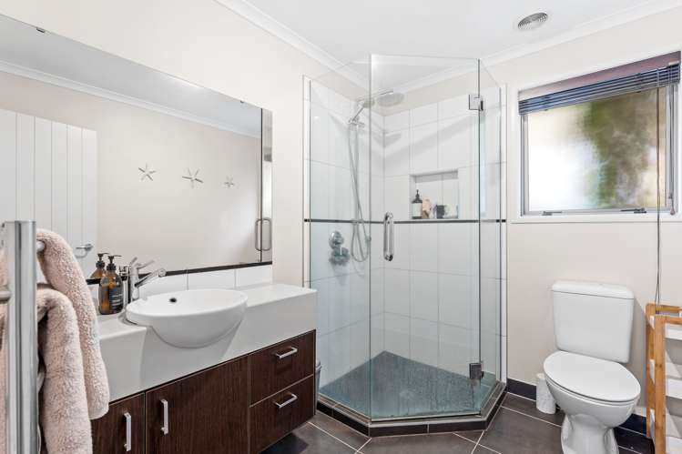 125 Alec Craig Way Gulf Harbour_19